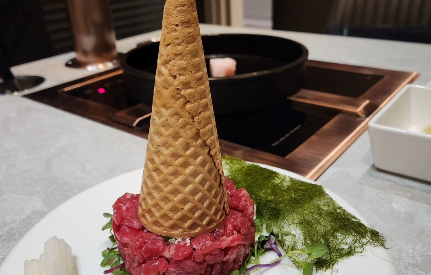 출처 : 우몽블랙 판교본점 인스타그램 검색 결과