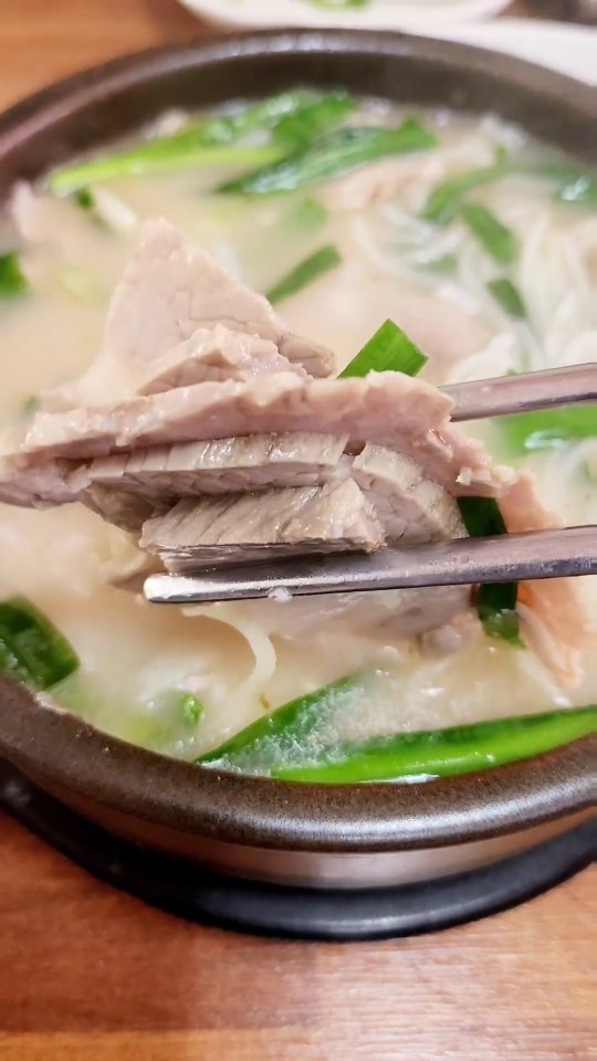 출처 : 가마솥돼지국밥 인스타그램 검색 결과