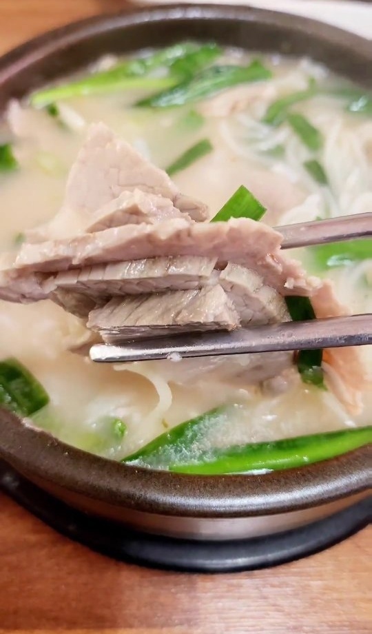 출처 : 가마솥돼지국밥 인스타그램 검색 결과