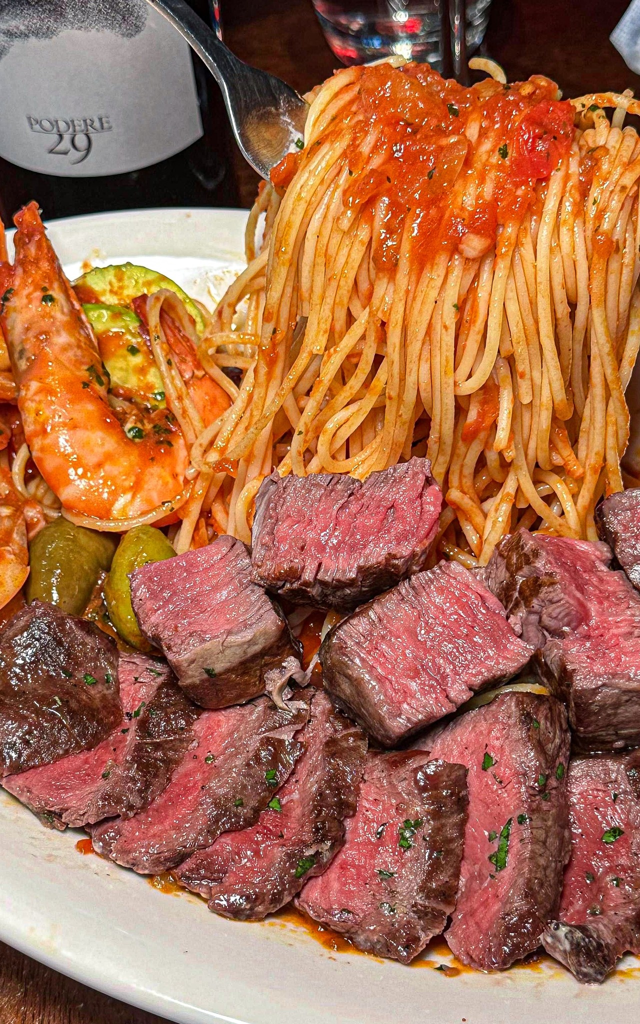 출처 : 쿠버스 그릴 인스타그램 검색 결과