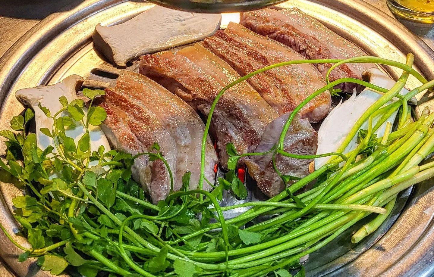 출처 : 산청엔흑돼지 인스타그램 검색 결과