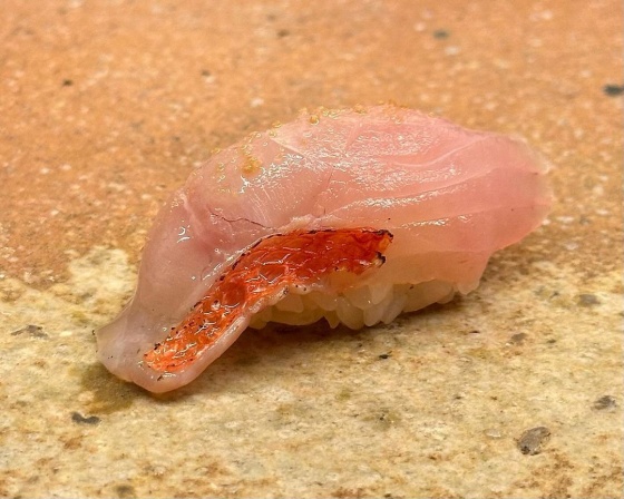 스시야쇼타 , 일본 〒106-0045 Tokyo, Minato City, Azabujuban, 3 Chome−3−10 ラニビルII １階