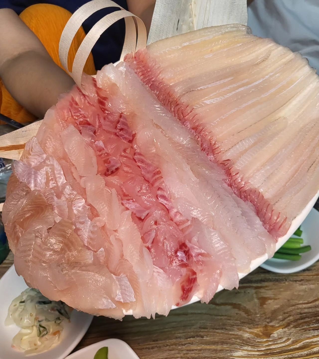 출처 : 새총횟집 인스타그램 검색 결과