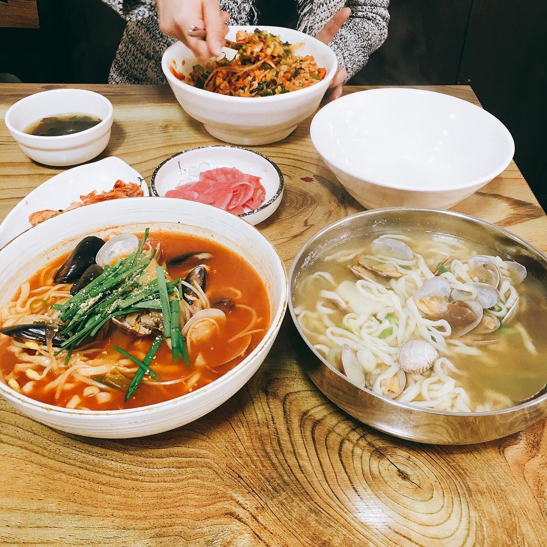 옛날손칼국수 - 경기, 수원-팔달구 인계 행궁 | 맛집검색 식신