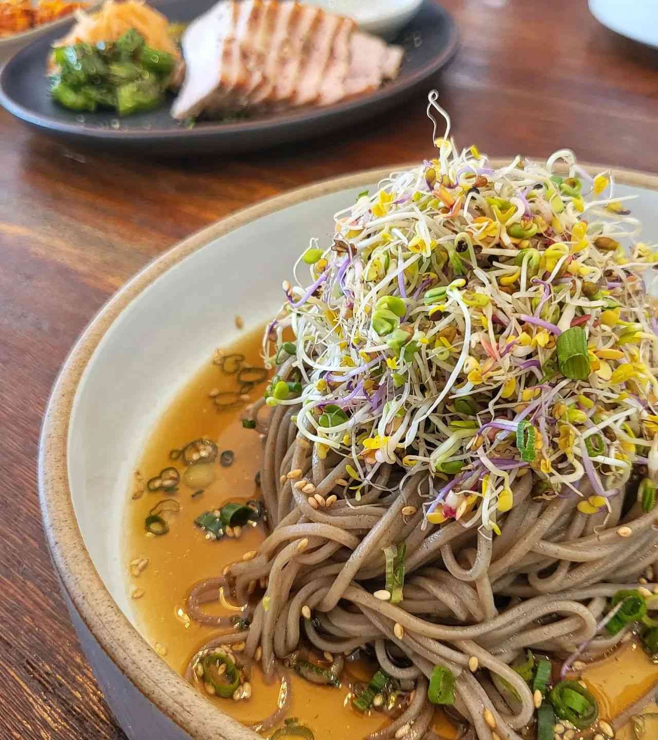 출처 : 메밀집 인스타그램 검색 결과