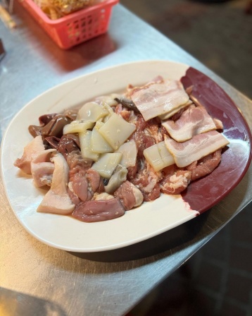 쿤플 무카타 BBQ 뷔페(Khun Ple Mookata BBQ Buffet) , Soi 20 Mithuna Yaek 20, Huai Khwang, Bangkok 10310 태국