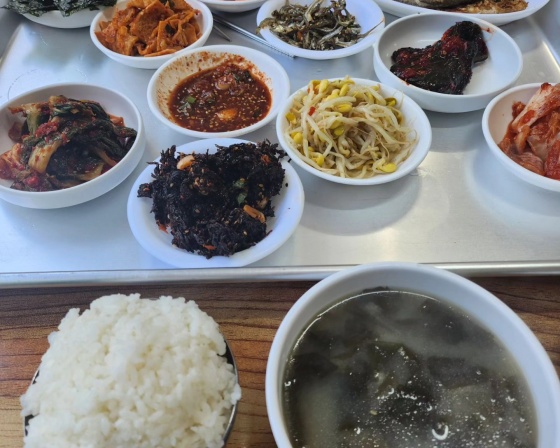 마산식당 , 인천광역시 중구 연안부두로53번길 31