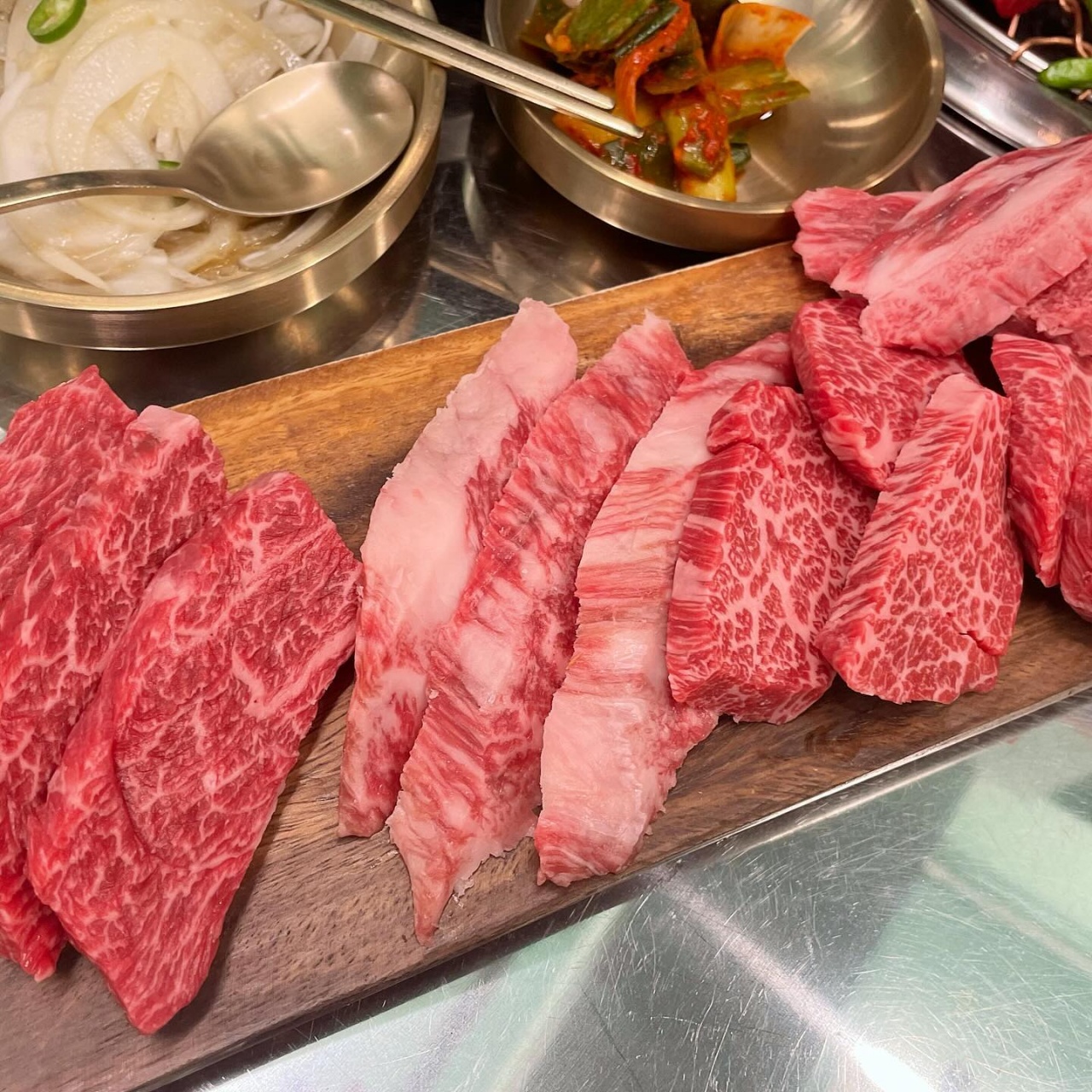 한우 해운대연탄생갈비 서초역점 - 서울 강남, 교대 서초 남부터미널 | 맛집검색 식신