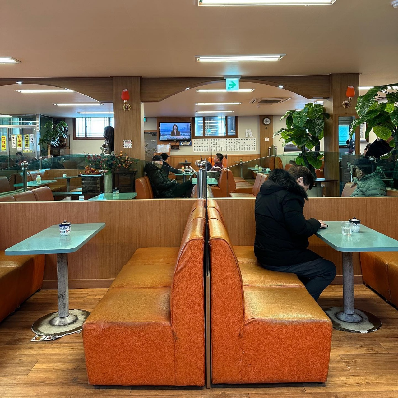 place_img