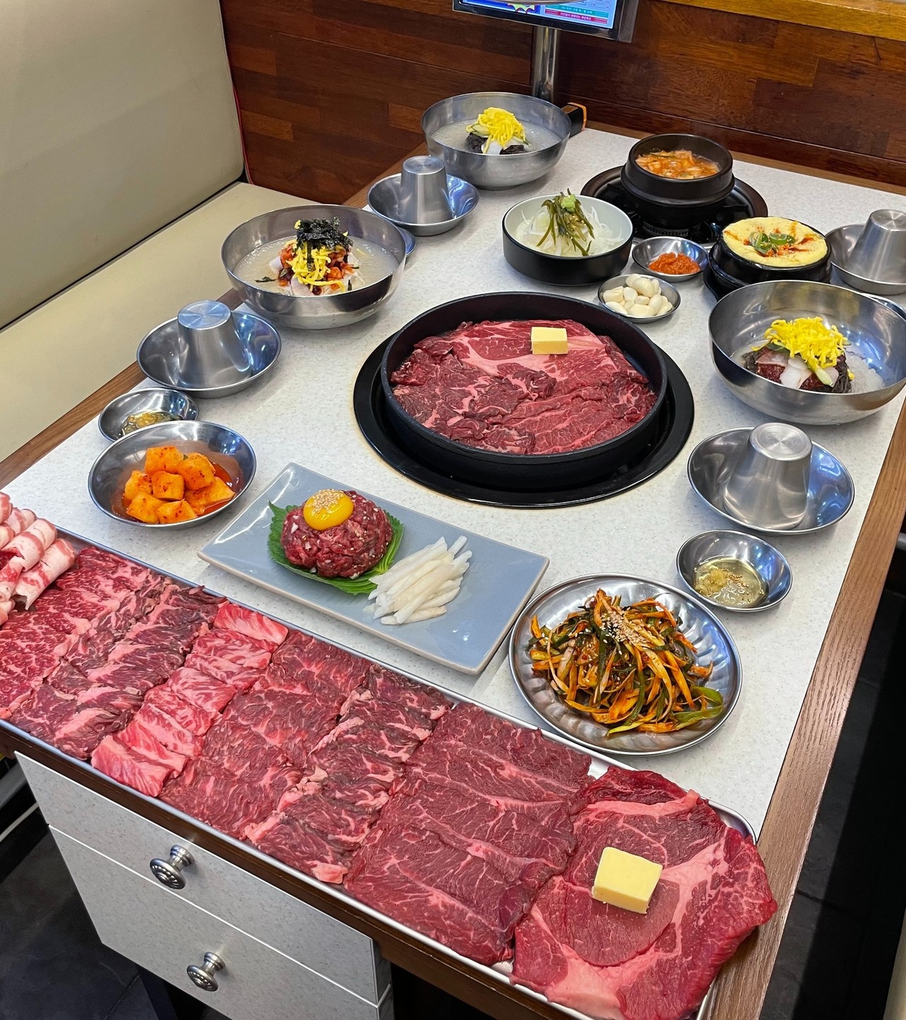 출처 : 백운축산 소한마리 정육식당 범계역점 인스타그램 검색 결과