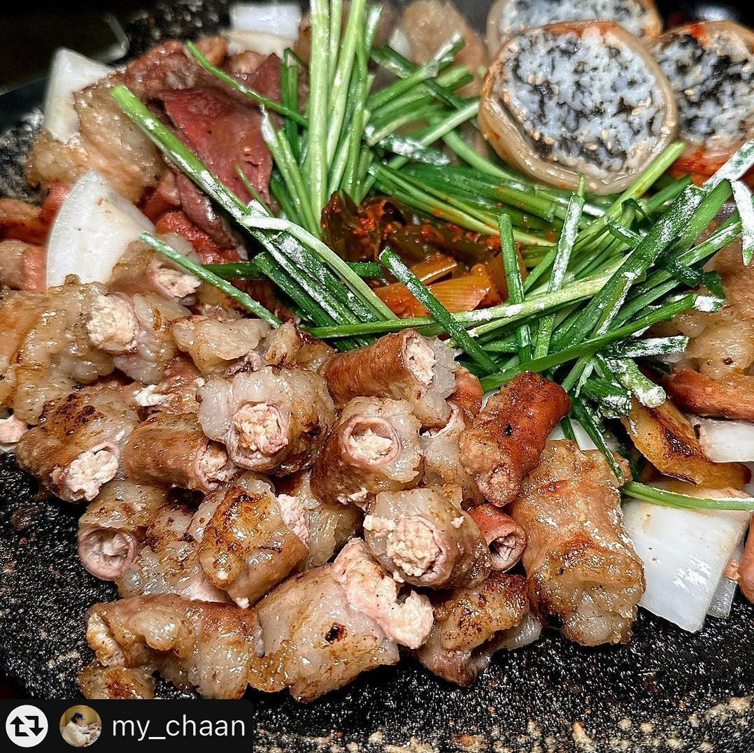 출처 : 원조마늘곱창 인스타그램 검색 결과