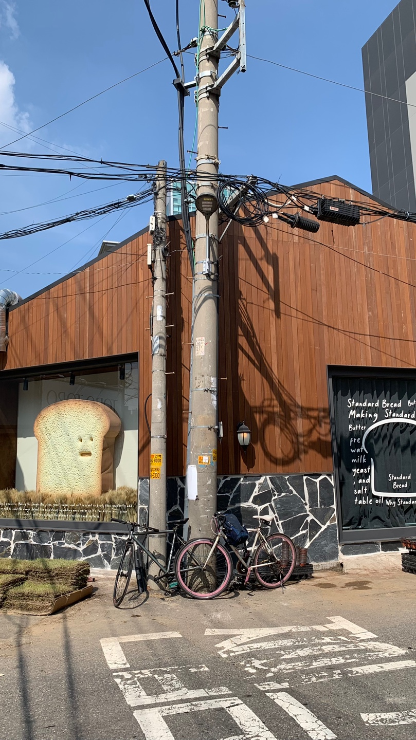 place_img