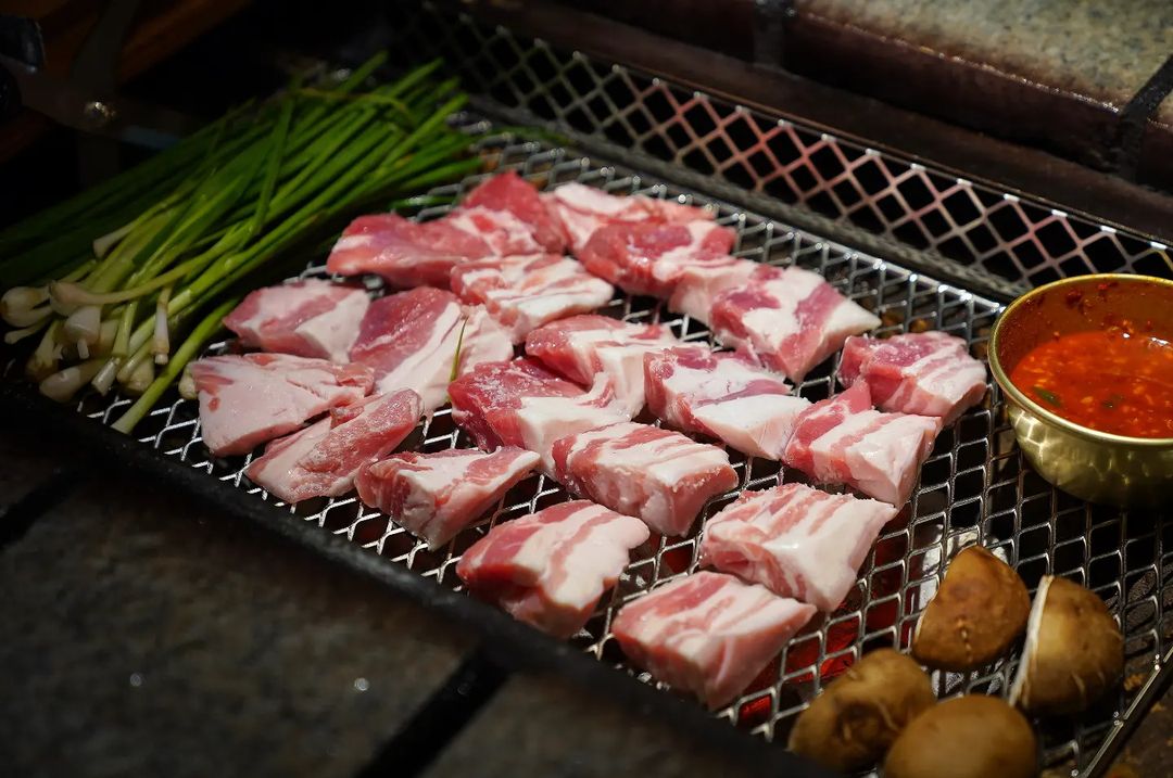 출처 : 산청숯불가든 을지로 2호점 인스타그램 검색 결과