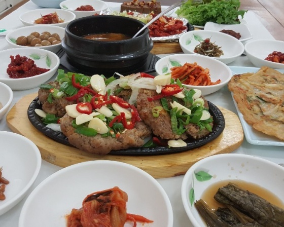 서울식당 , 충청북도 단양군 단양읍 고수동굴길 4-8