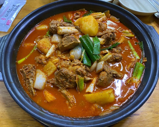 약산궁능이버섯백숙 , 경기도 포천시 내촌면 금강로 3143-7