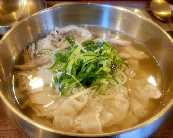오륙돈 , 경상북도 경주시 동성로 129 오륙돈