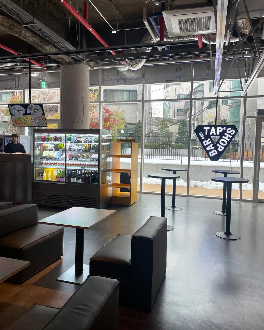 place_img
