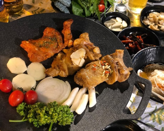 오색찬란닭갈비 , 강원특별자치도 춘천시 남춘로36번길 57