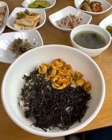 다랭이밥상 , 경상남도 남해군 남면 남면로679번길 36 다랭이밥상
