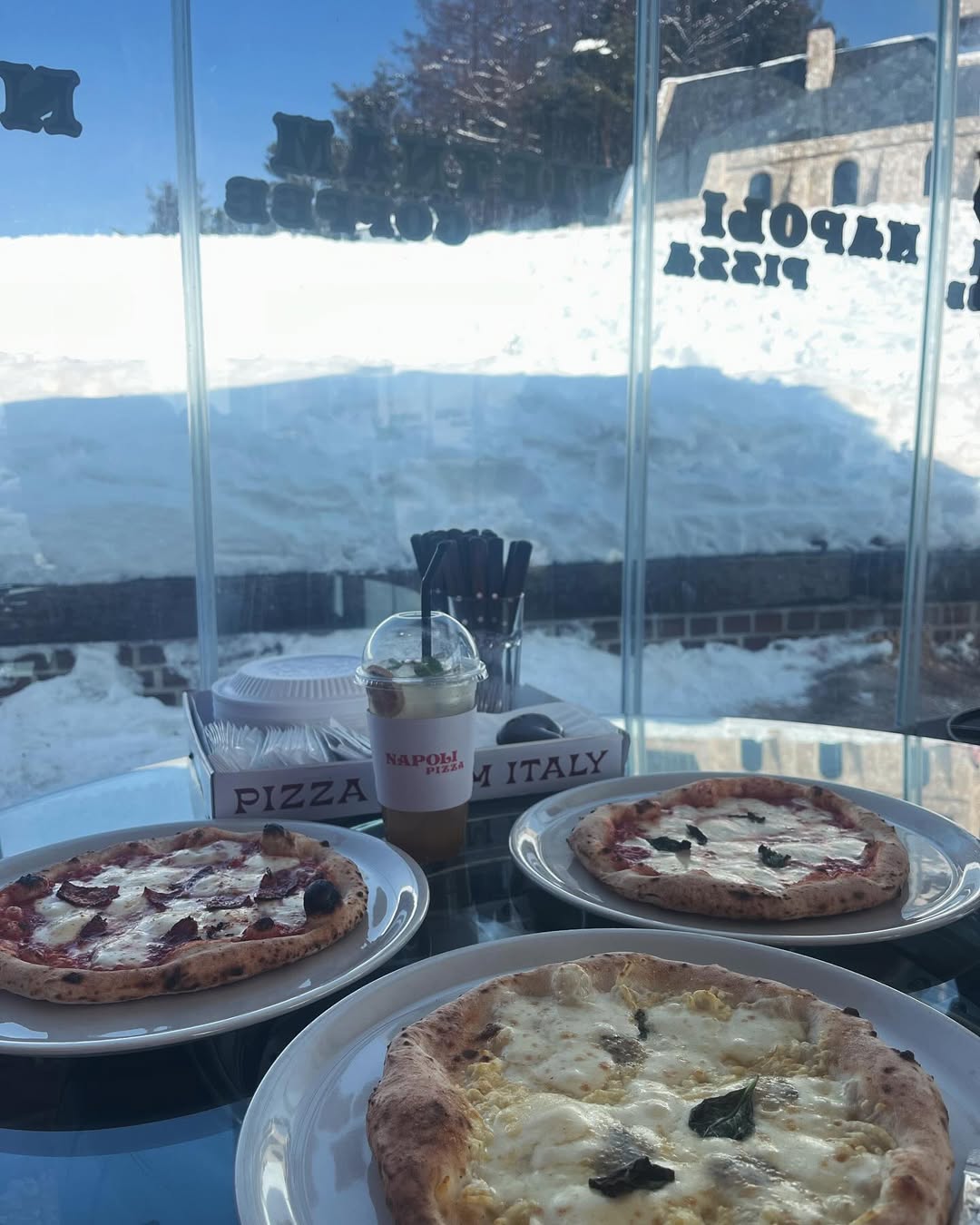 출처 : 나폴리피자 대관령본점 인스타그램 검색 결과