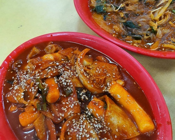 평화족발 , 전북특별자치도 군산시 신금길 18 군산공설시장
