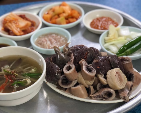 완도식당 , 전라남도 목포시 해안로 215 1층 42호 43호