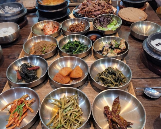 김명주뜰안채밥상 부천본점 , 경기도 부천시 원미구 길주로560번길 59