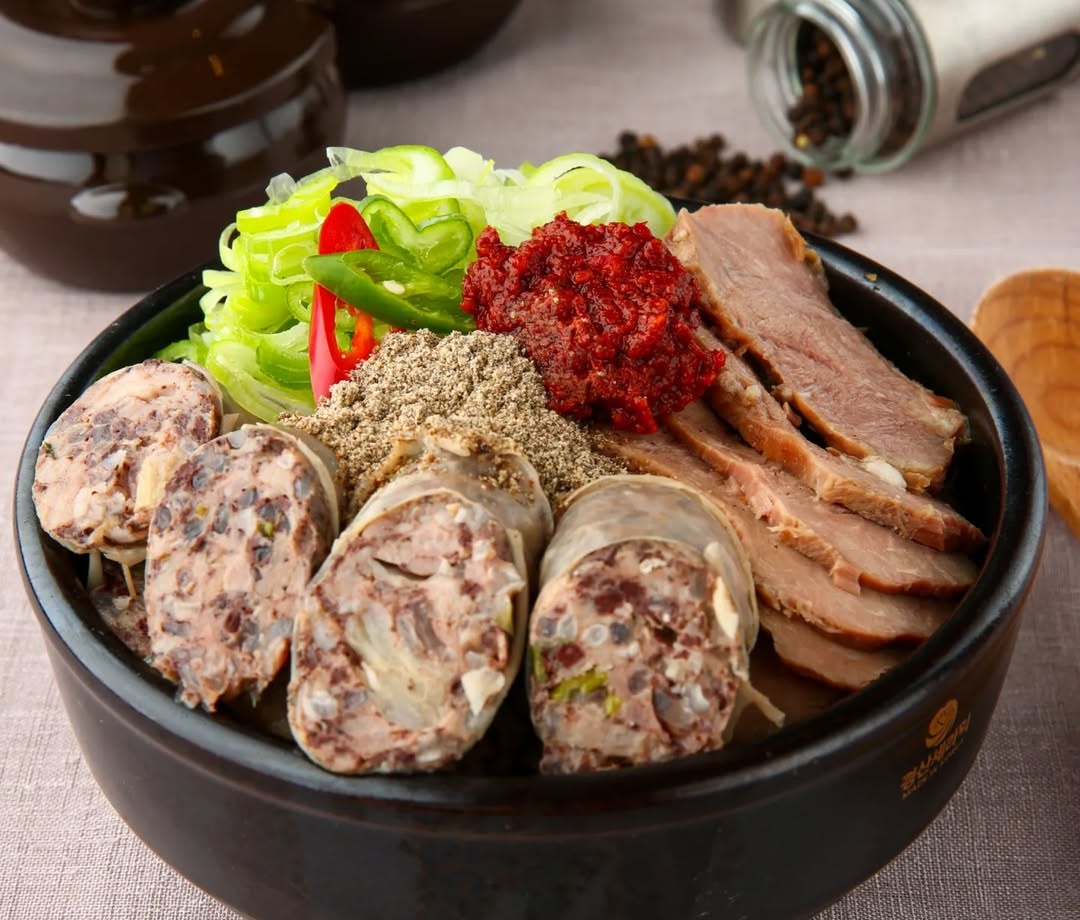 출처 : 팔담순대 김포본점 인스타그램 검색 결과