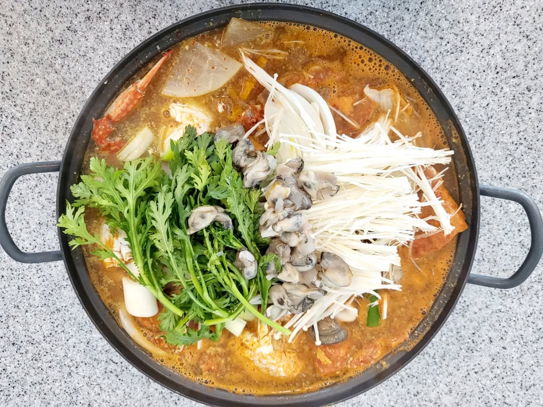 바다내음식당민박 - 충남, 보령 | 맛집검색 식신