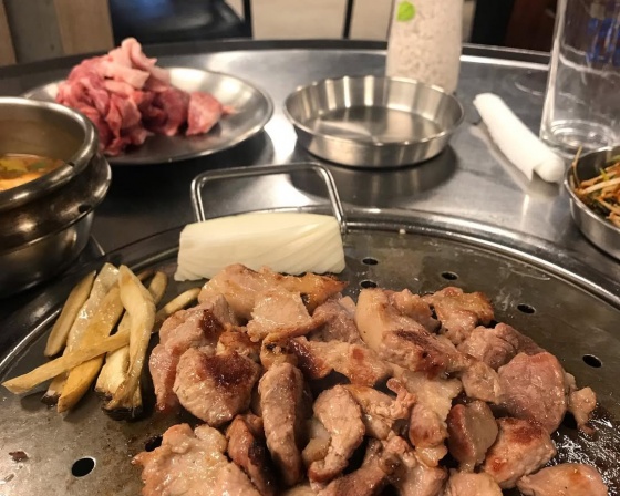 본가뒷고기 , 광주광역시 동구 중앙로160번길 15-14