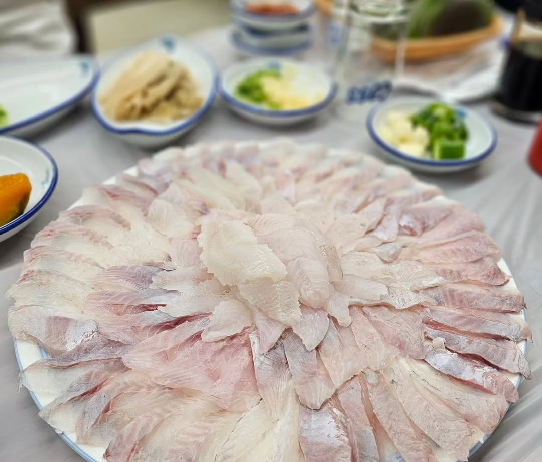 출처 : 산호횟집 인스타그램 검색 결과