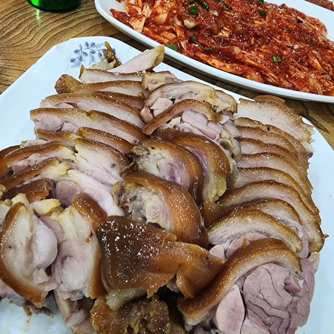 출처 : 가야보쌈족발전문 본점 인스타그램 검색 결과