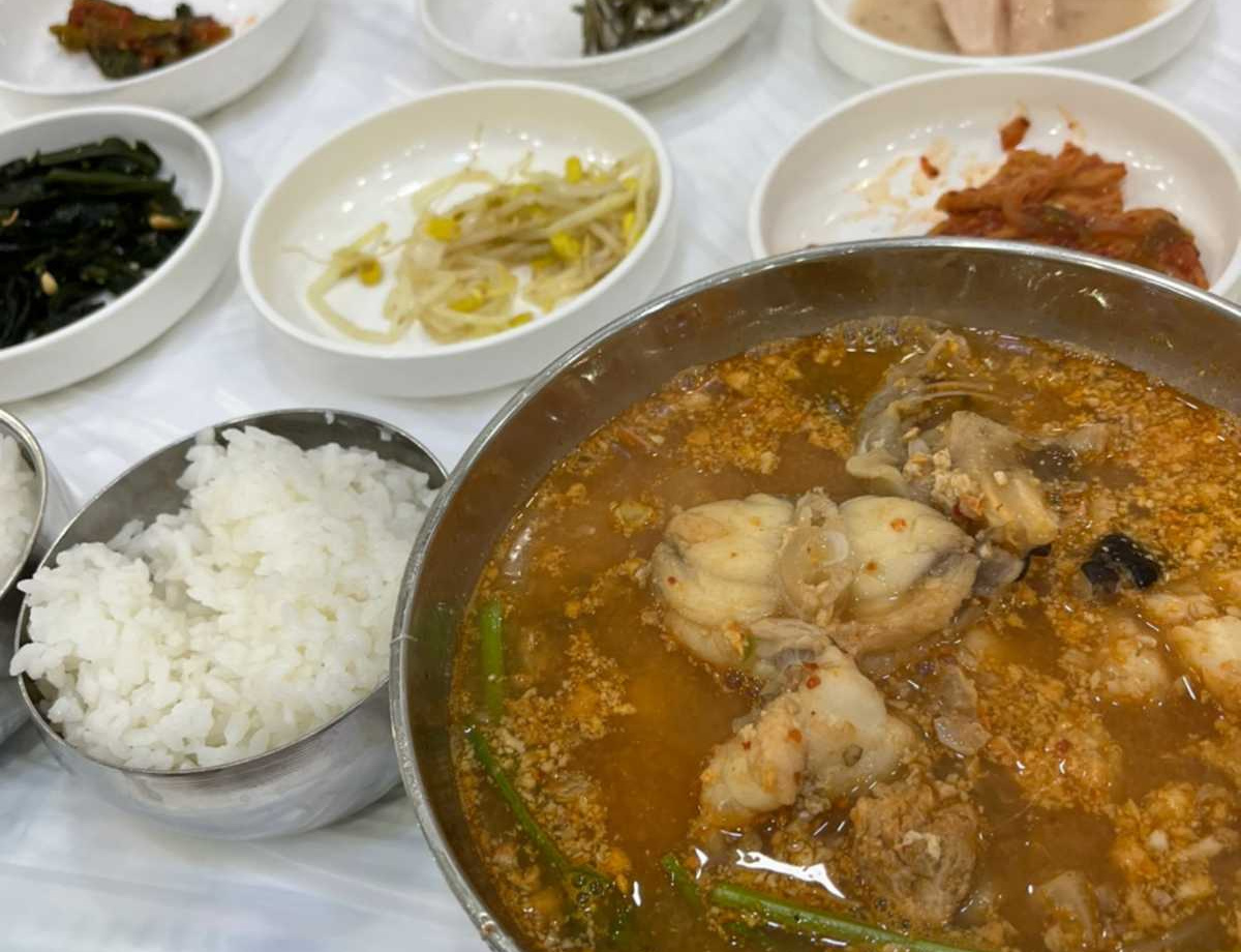 출처 : 식신 굄괾괴님의 리뷰