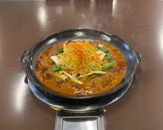 팔덕식당 안양본점 , 경기도 안양시 동안구 관양로 81 
