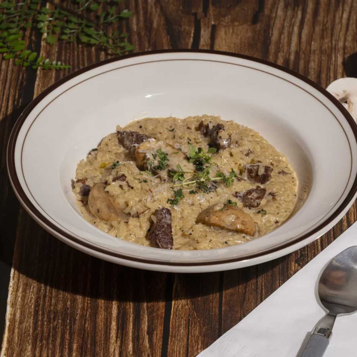 출처 : 미트더미츠 공식 인스타그램