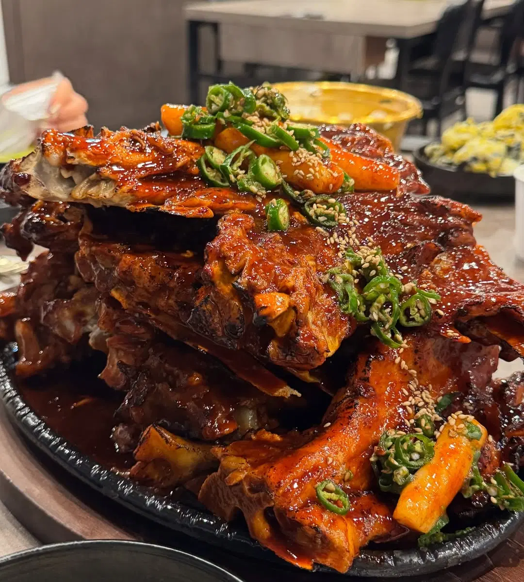 옥천뼈구이 농민뜨끈이 갈마점 , 대전광역시 서구 갈마로 39