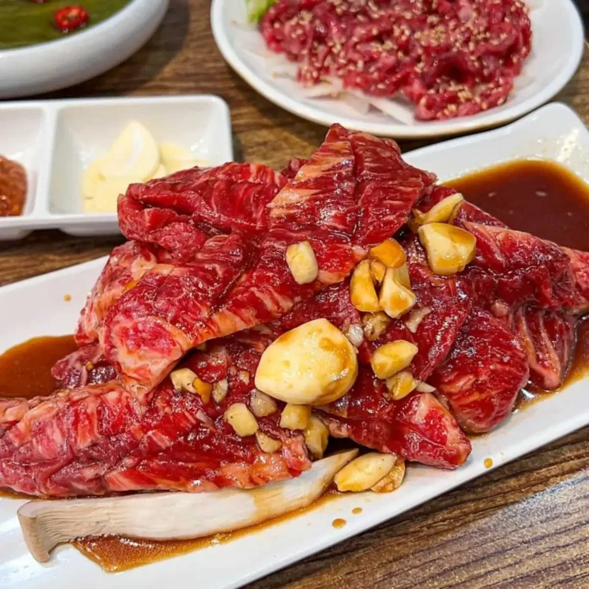 한옥집 숯불갈비 서울본점 , 서울특별시 금천구 시흥대로141길 71 