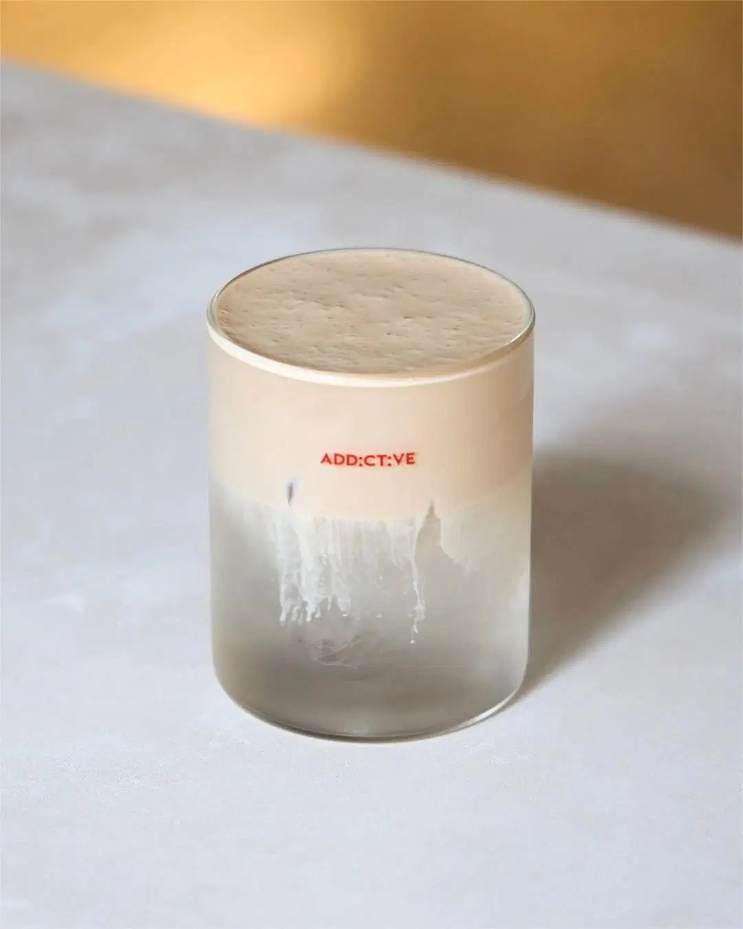 출처 : 어딕티브 공식 인스타그램