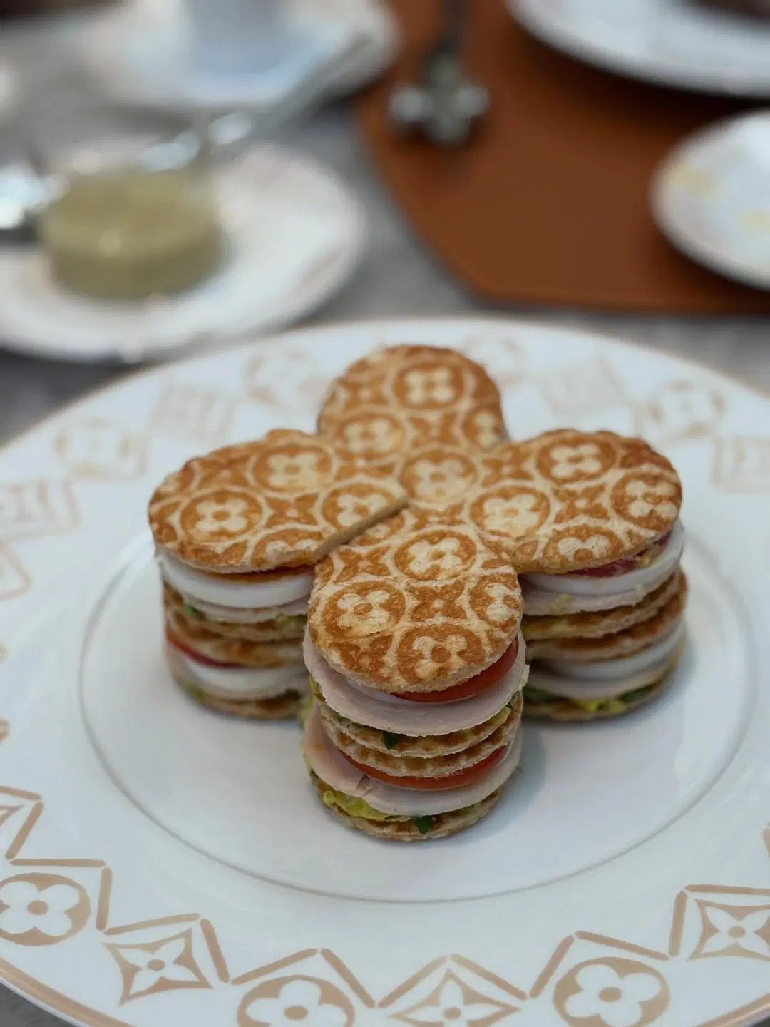 출처 : 르 카페 루이 비통 인스타그램 검색 결과