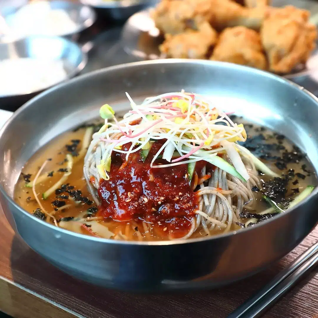 의림지막국수 , 충청북도 제천시 의림대로 564