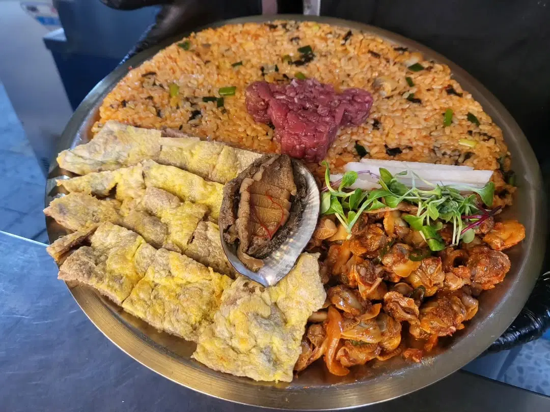 초전집 , 경상남도 남해군 미조면 동부대로 9