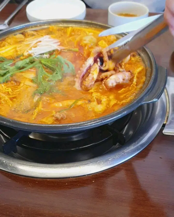 출처 : 파평옥 거제고현점 인스타그램 검색 결과