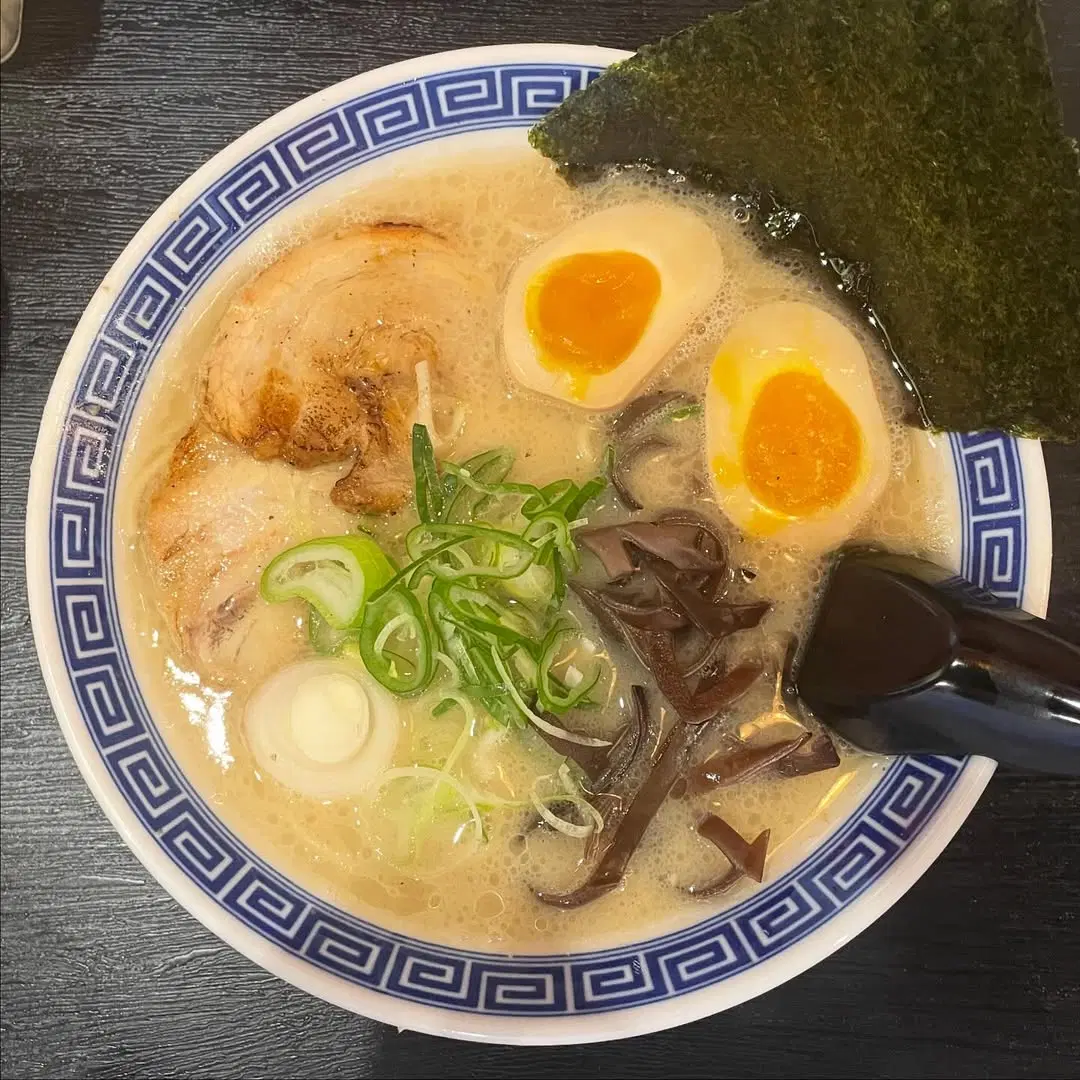 출처 : 멘야시노기 인스타그램 검색 결과