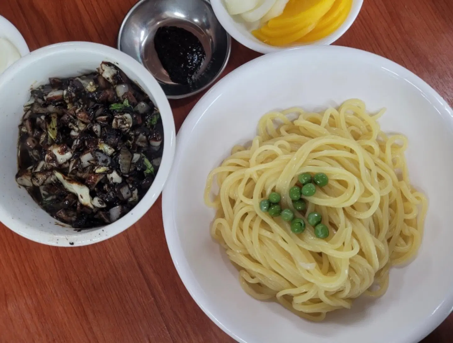 출처 : 북경반점 인스타그램 검색 결과