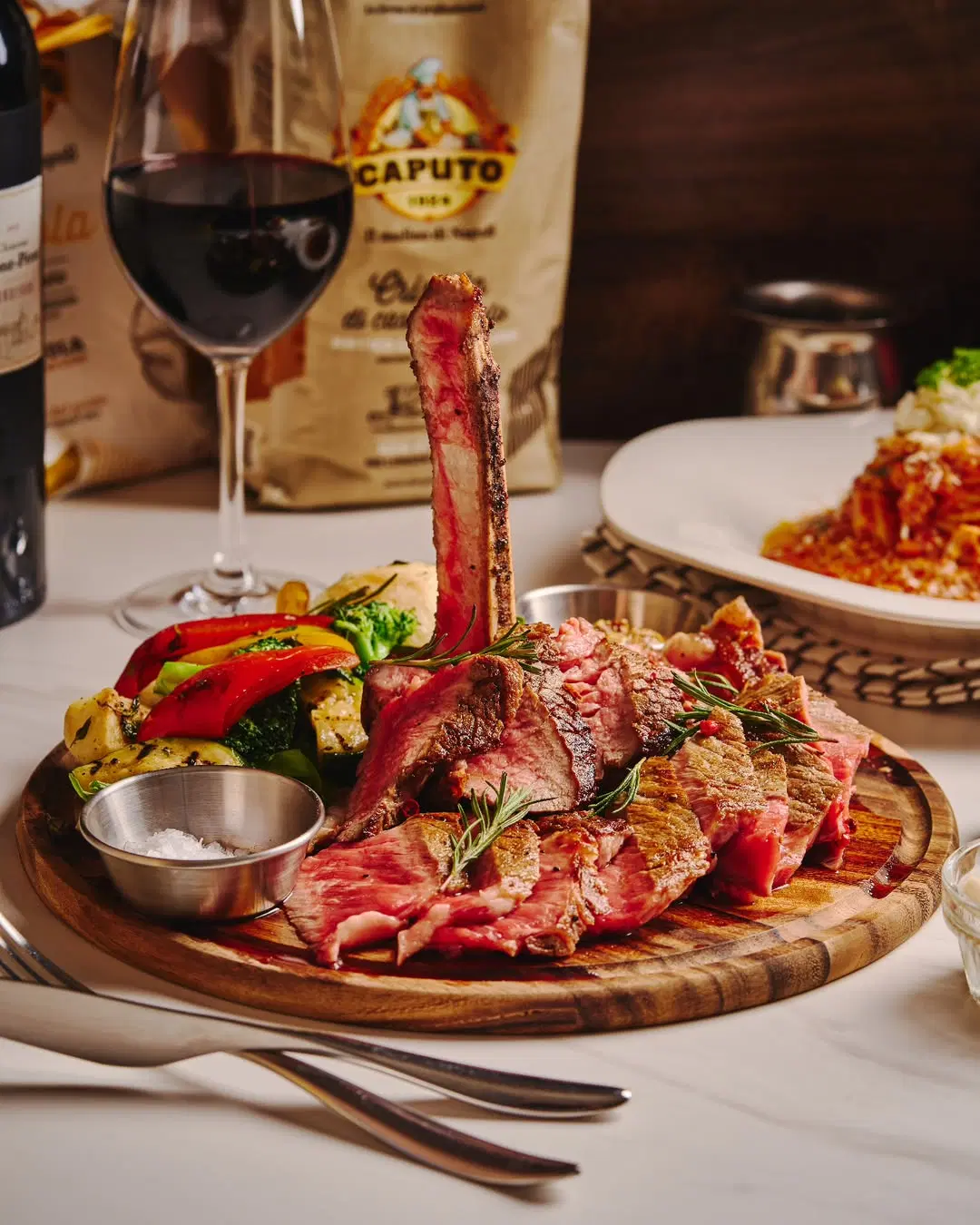 출처 : 쿠오체레 인스타그램 검색 결과