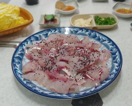 도선장횟집 , 경상남도 창원시 진해구 용원동로 225 