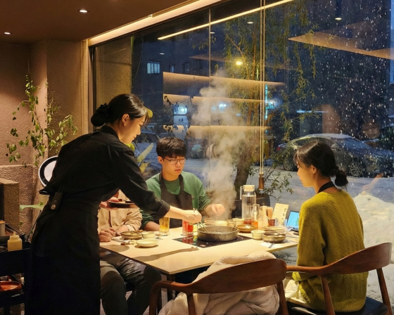 샤브인서울 신용산본점 , 서울특별시 용산구 한강대로62길 61