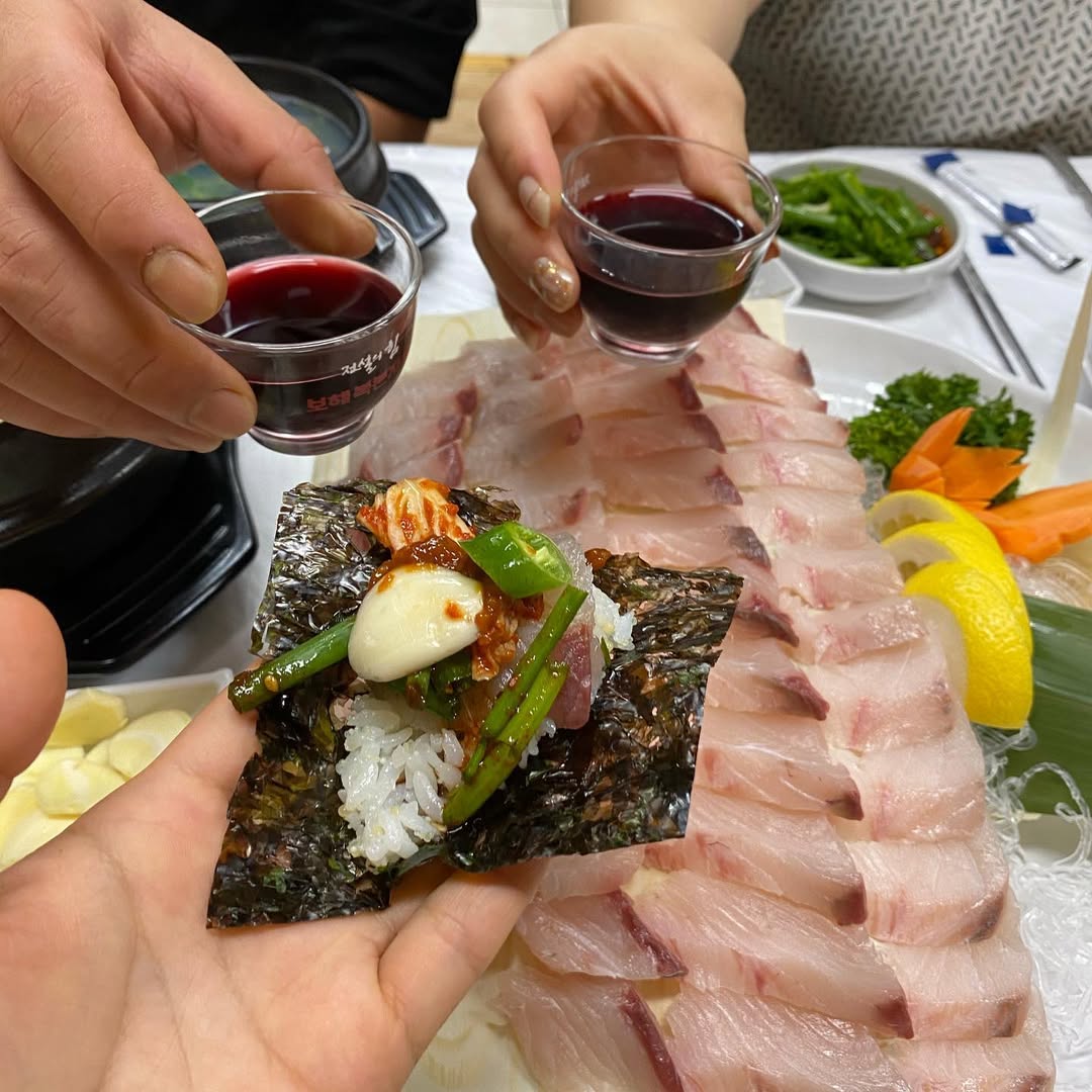 출처 : 영심횟집 인스타그램 검색 결과