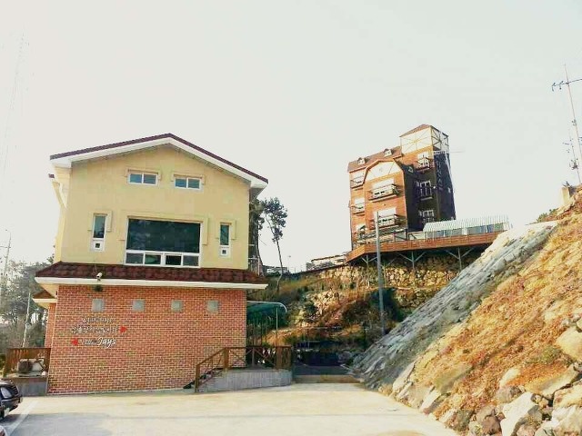 place_img