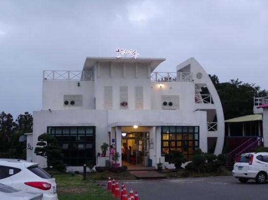 place_img